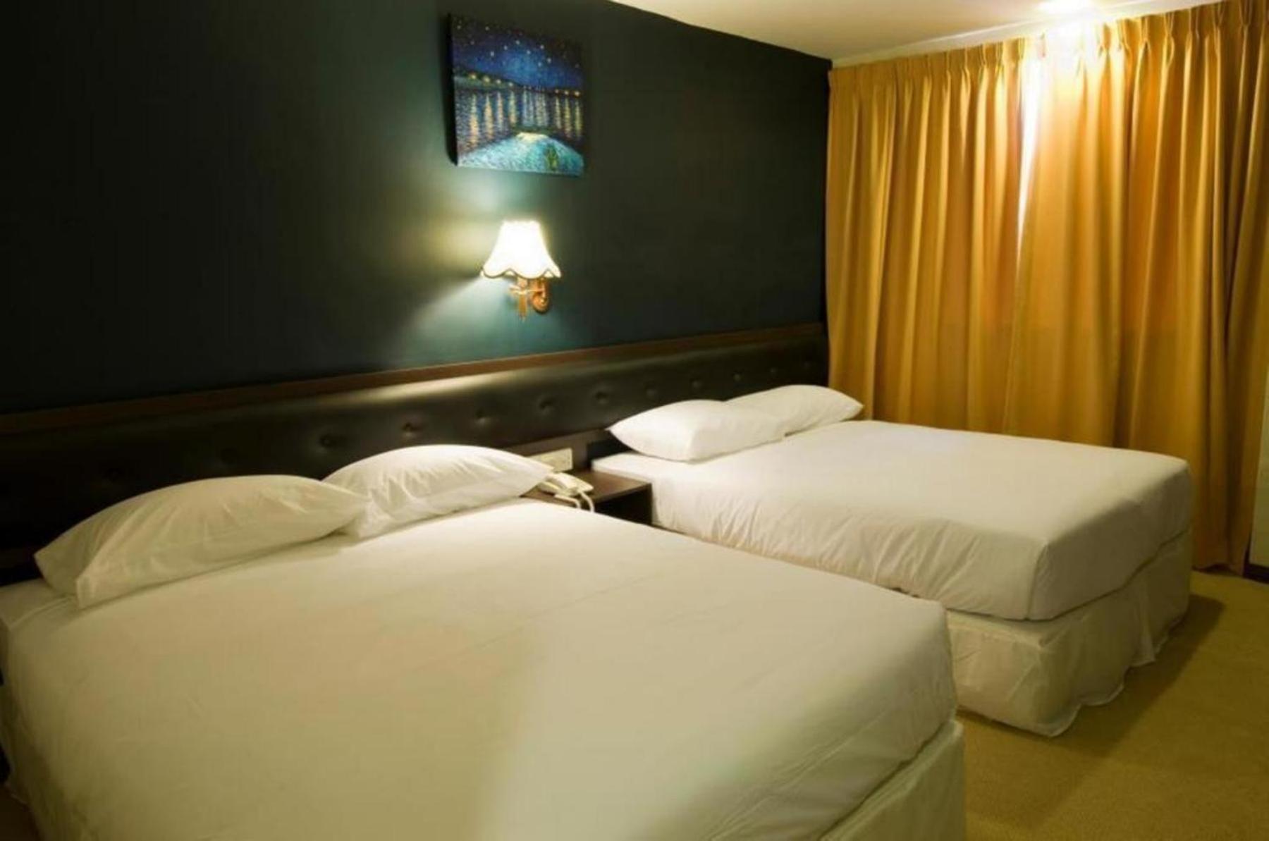 Syaz Meridien Hotel Malacca Exterior foto